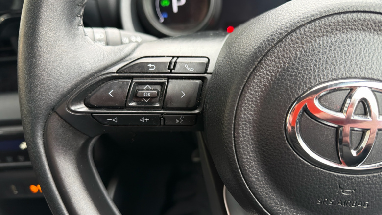 Toyota Yaris 1.5 Hybrid Design 5dr CVT Hybrid Hatchback